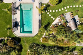 Kina Ridge Luxury Home w Pool, Sauna and Views